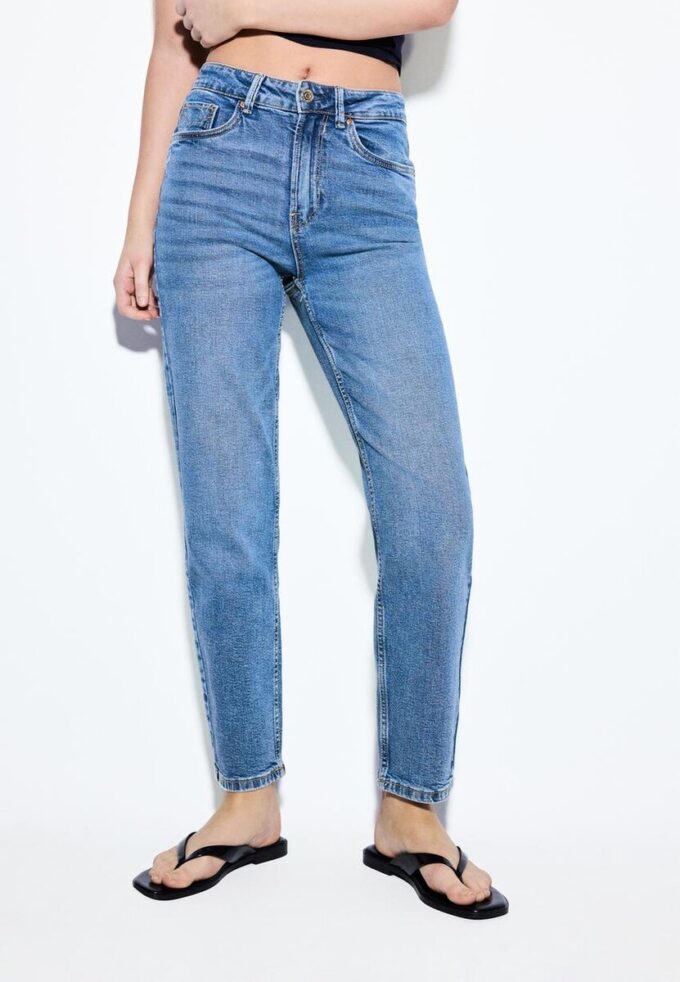 D10 Slim Fit Mom Jeans D10 Slim Fit Mom Jeans