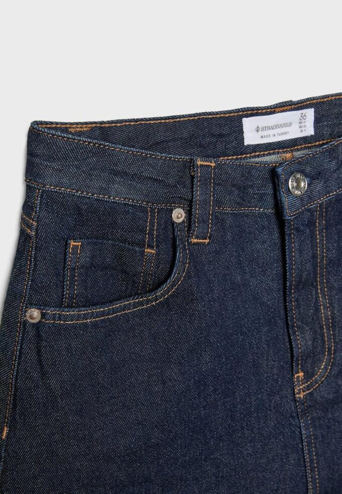 D62 Jeanskort D62 Jeanskort