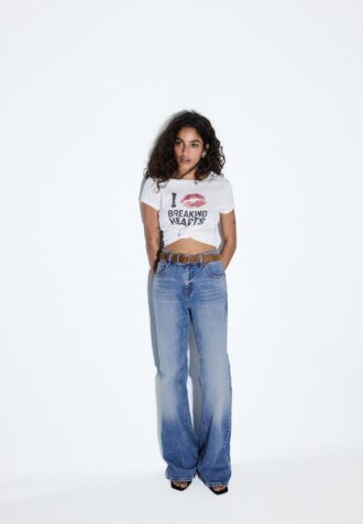 D68 Boot-Cut-jeans med bälte