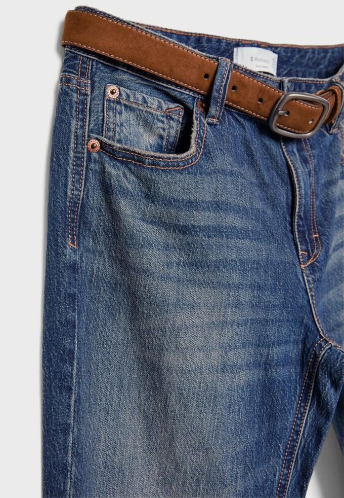 D68 Boot-Cut-jeans med bälte