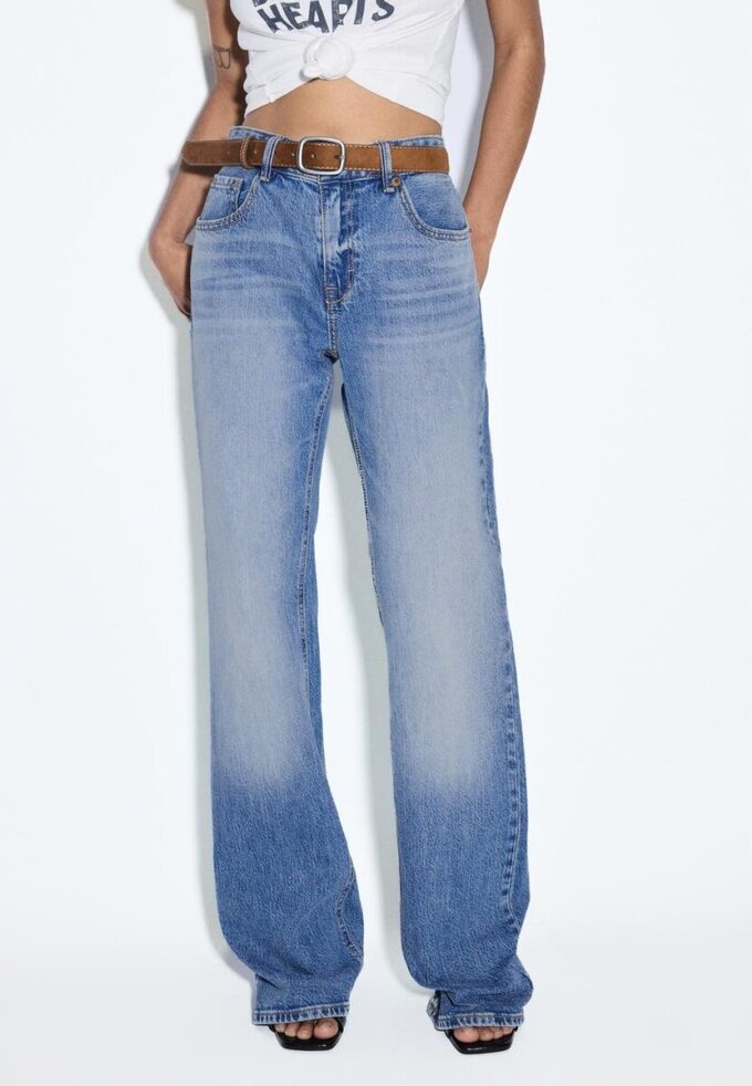 D68 Boot-Cut-jeans med bälte