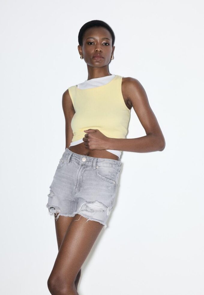 D75 Shorts i slitna jeans D75 Shorts i slitna jeans