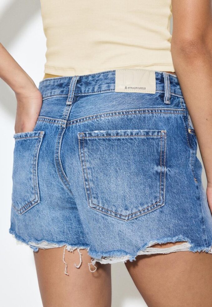 D75 Shorts i slitna jeans D75 Shorts i slitna jeans