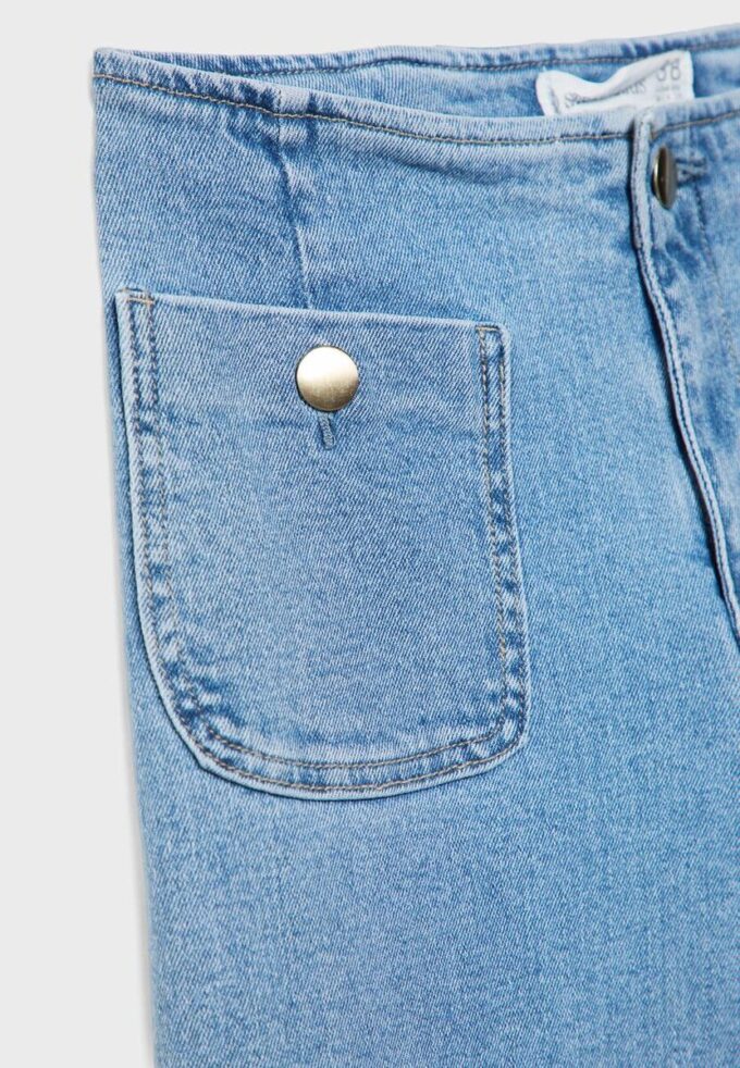 D77 Minimalistiska jeans med fickor D77 Minimalistiska jeans med fickor