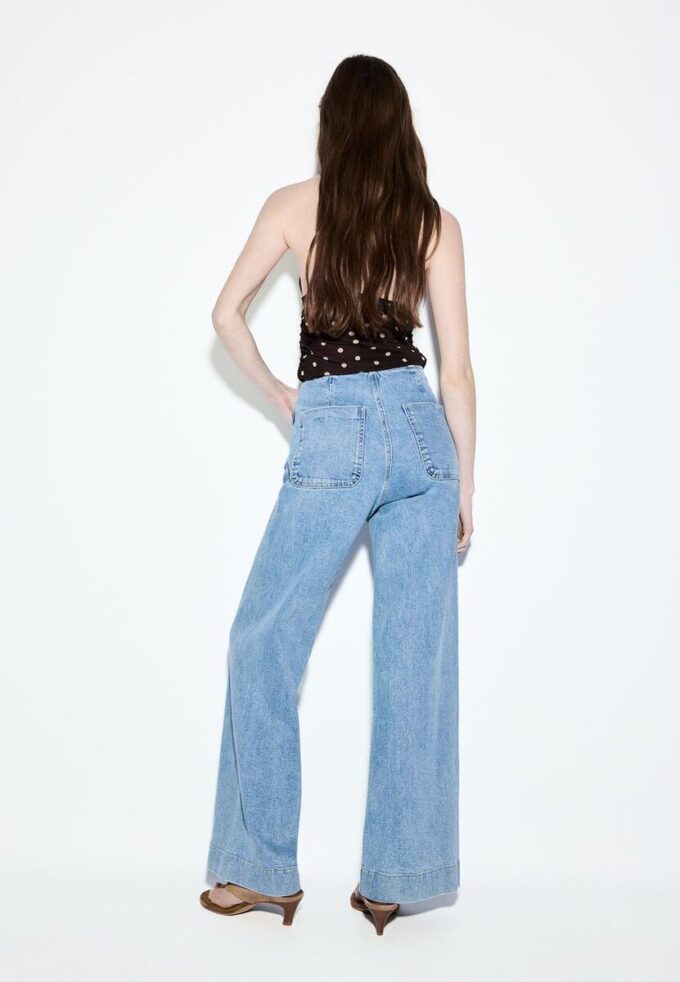 D77 Minimalistiska jeans med fickor D77 Minimalistiska jeans med fickor
