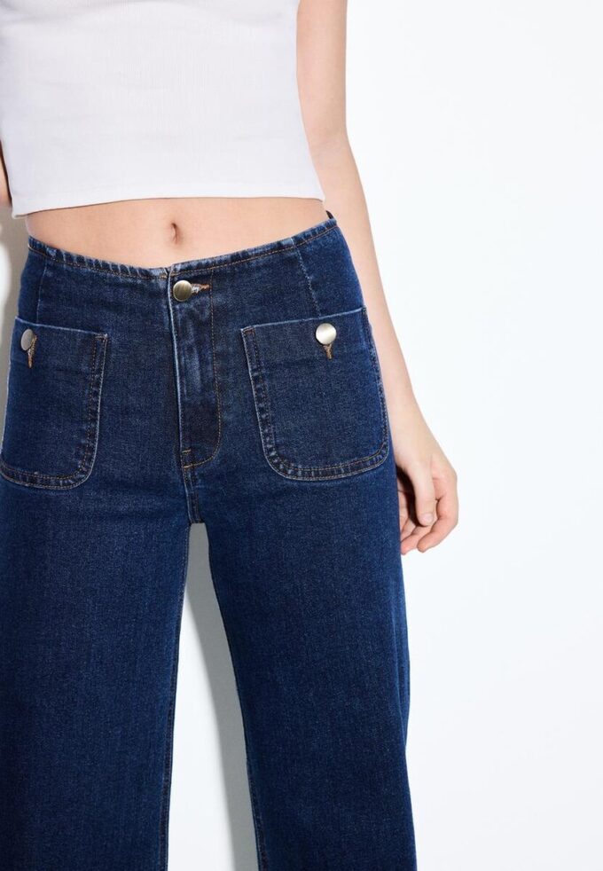 D77 Minimalistiska jeans med fickor D77 Minimalistiska jeans med fickor