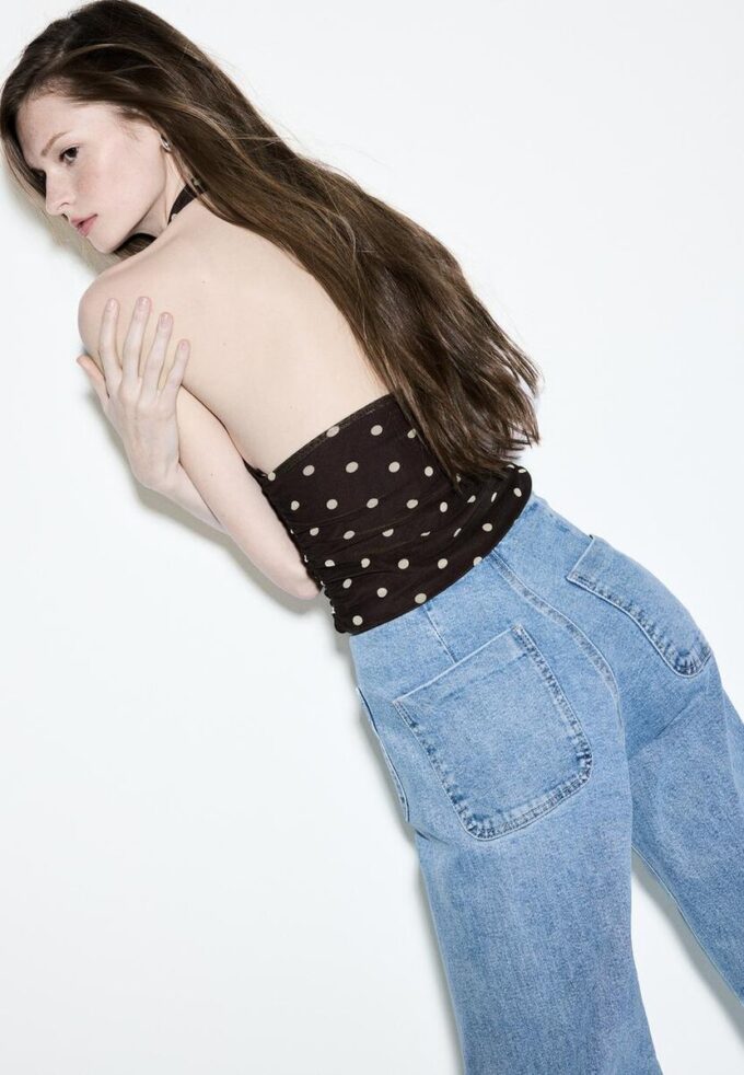 D77 Minimalistiska jeans med fickor D77 Minimalistiska jeans med fickor