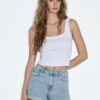 D85 Slim Mom Fit Shorts