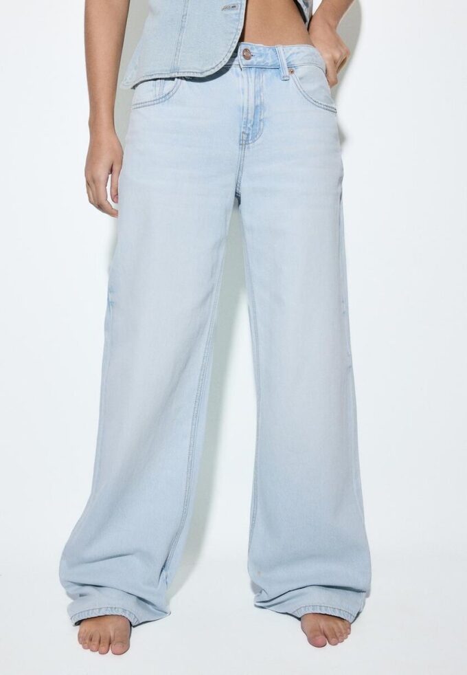 D91 Lågmidjade jeans med Wide Leg D91 Lågmidjade jeans med Wide Leg