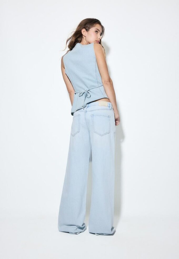D91 Lågmidjade jeans med Wide Leg D91 Lågmidjade jeans med Wide Leg