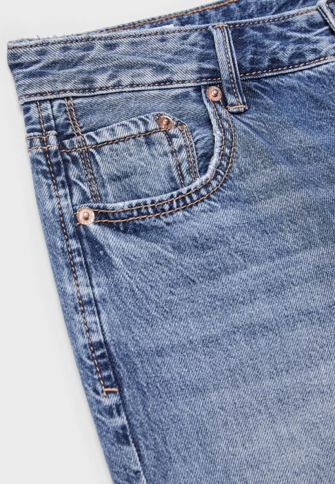 D91 Lågmidjade jeans med Wide Leg D91 Lågmidjade jeans med Wide Leg