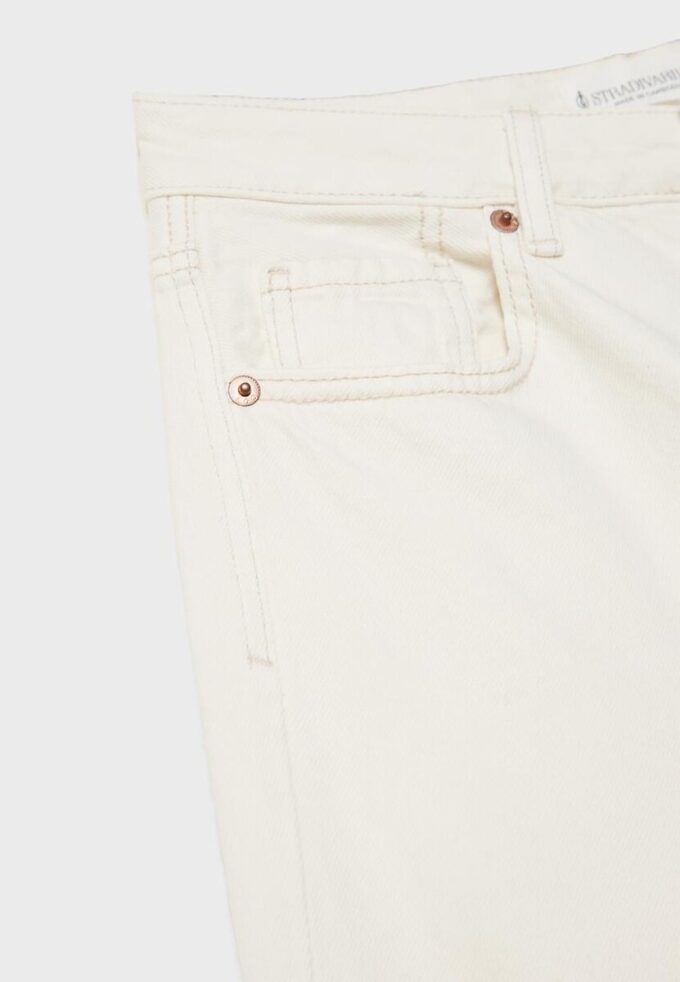 D92 Raka jeans med vida ben