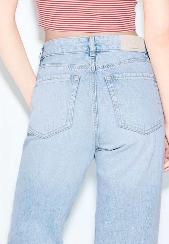 D92 raka jeans med Wide Leg
