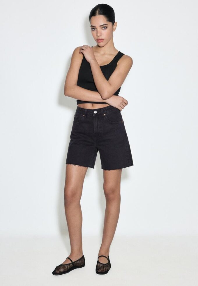 D93 Långa jeansshorts