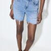 D93 Långa jeansshorts