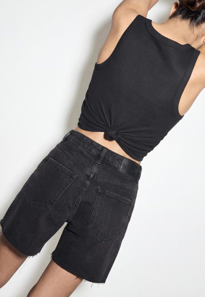 D93 Långa jeansshorts