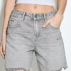 D93 Långa jeansshorts
