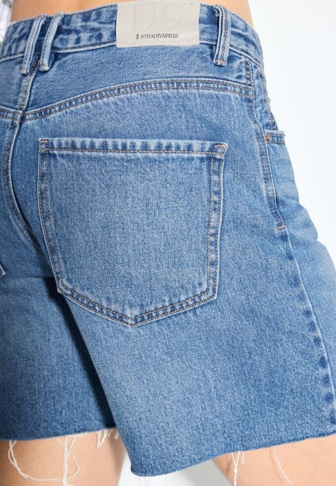 D93 Långa jeansshorts