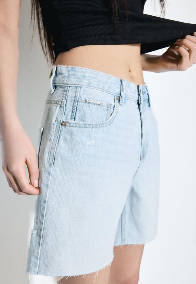 D93 Långa jeansshorts