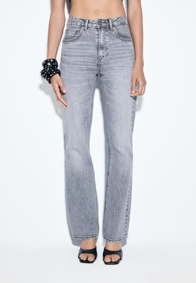 D98 Jeans med raka ben D98 Jeans med raka ben