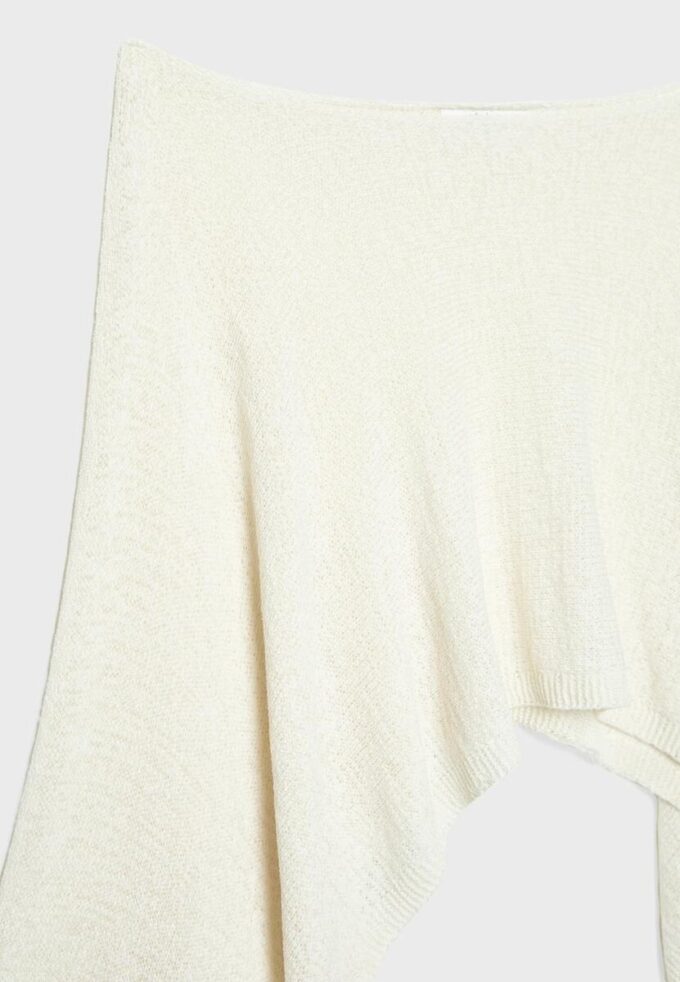 Fint stickad cape