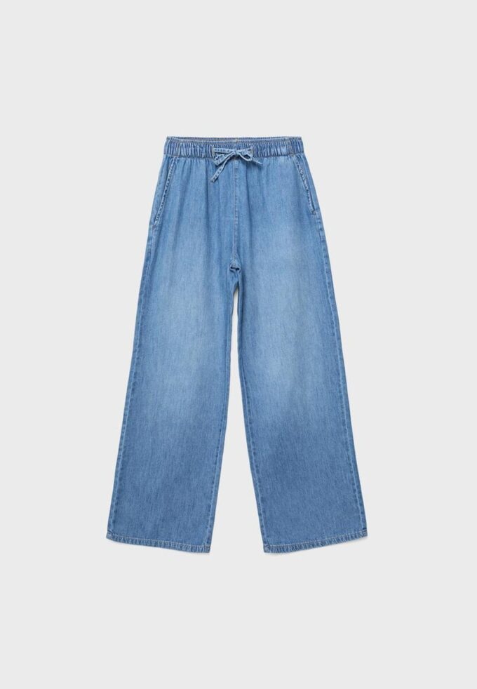Flödande jeansbyxor med dragsko Flödande jeansbyxor med dragsko