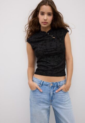 Flockad T-shirt i Qipao-stil