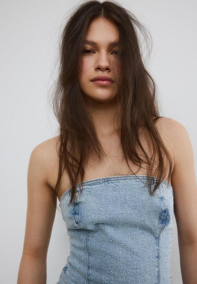 Glittrande bustier-toppar i denim