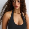 Halter-crop-top-Toppar