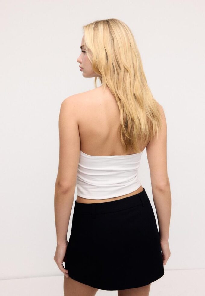 Halter-crop-top-Toppar