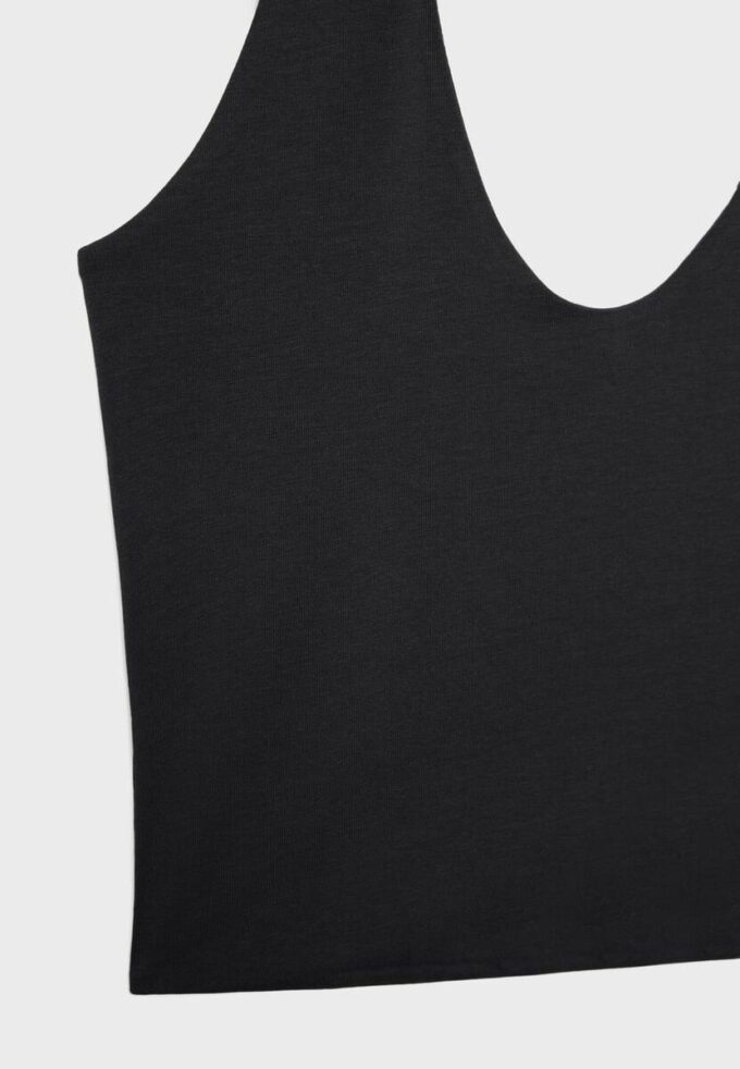 Halter-crop-top-Toppar