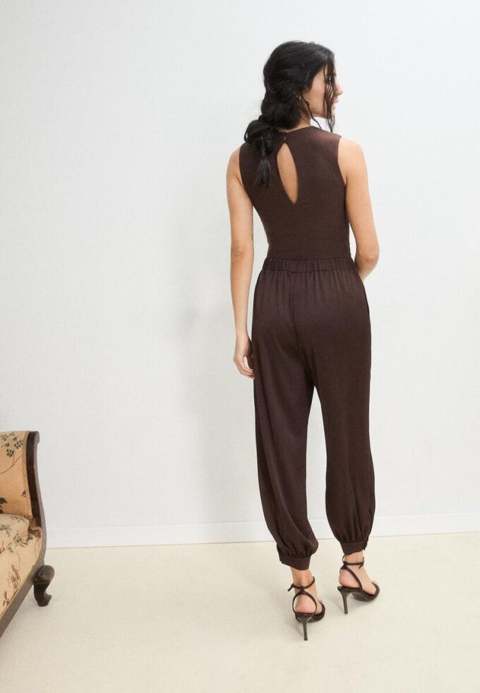 Halter-jumpsuit i satin