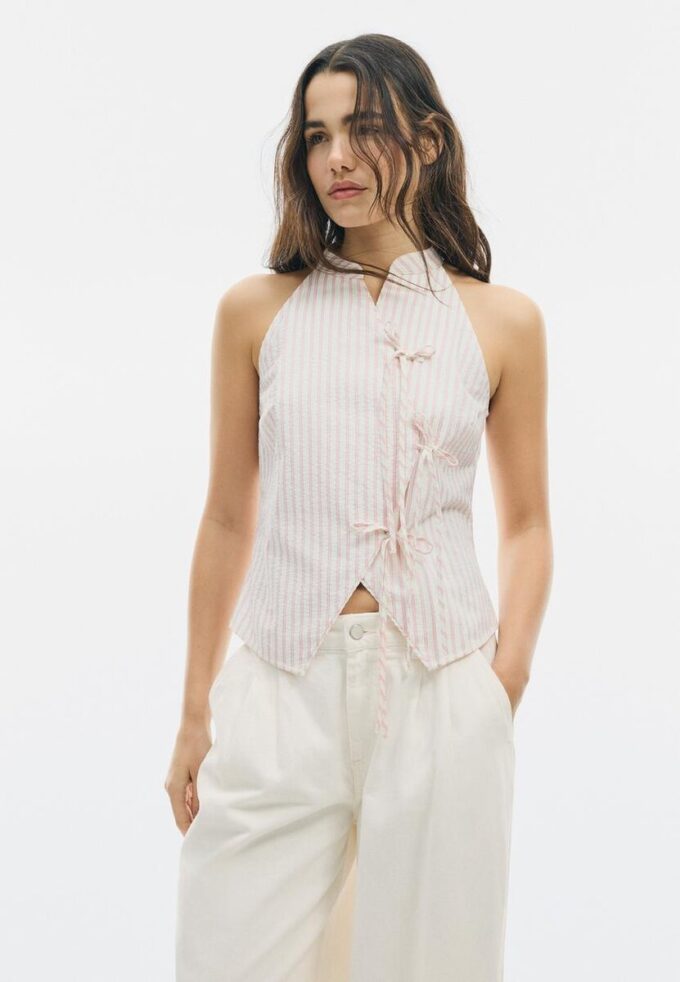 Halterneck-toppar i qipao-stil med halvskrynklig knut
