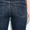 Jeans med låg midja och smal passform