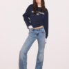 Jeans med låg midja och utsvängda ben Jeans med låg midja och utsvängda ben