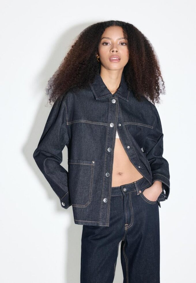 Jeansjacka med fickor Jeansjacka med fickor