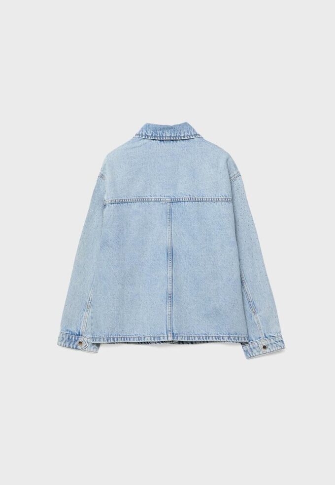 Jeansjacka med påsydda fickor och strass