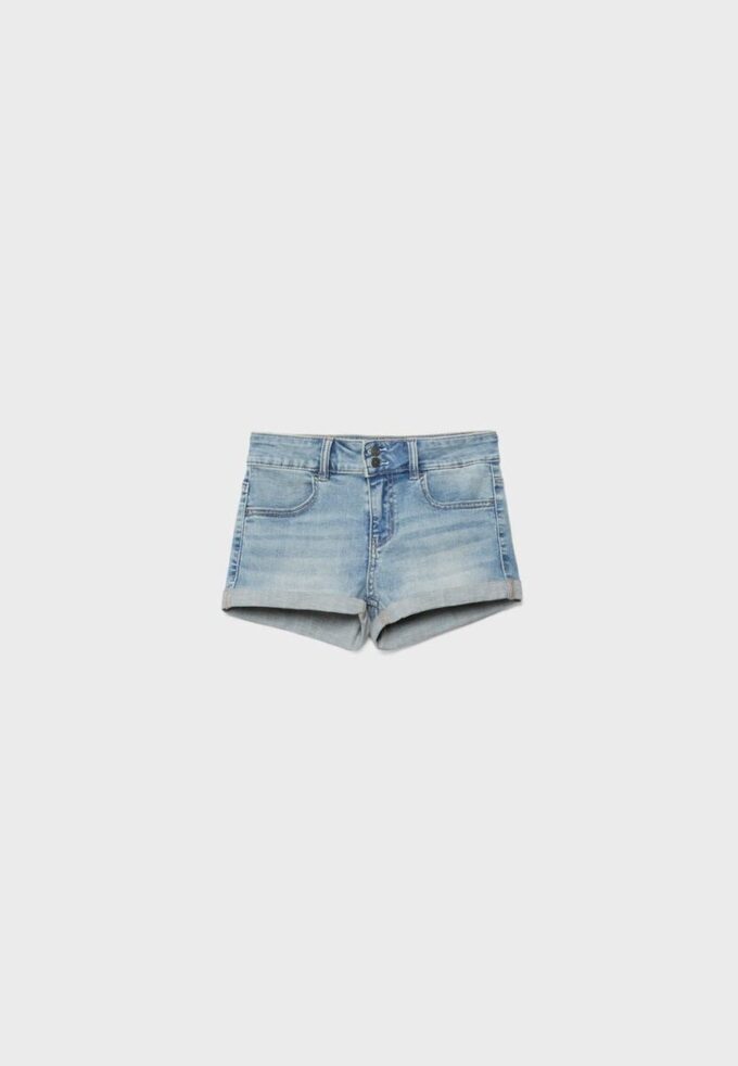 Jeansshorts med uppvikt fåll Jeansshorts med uppvikt fåll