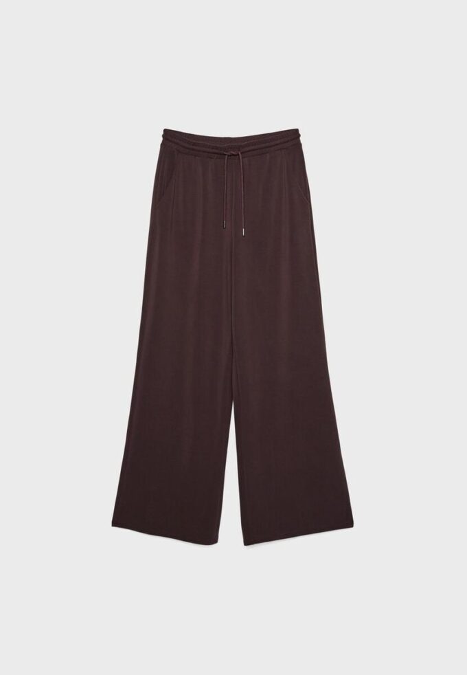 Joggingbyxor i palazzo-modell med Soft Touch-känsla Joggingbyxor i palazzo-modell med Soft Touch-känsla