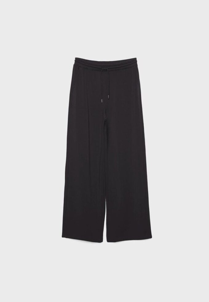 Joggingbyxor i palazzo-modell med Soft Touch-känsla Joggingbyxor i palazzo-modell med Soft Touch-känsla