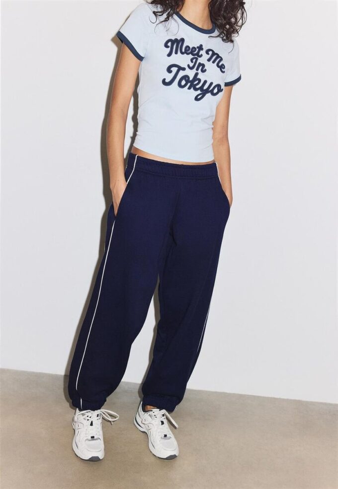 Joggingbyxor med piping