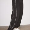 Joggingbyxor med piping
