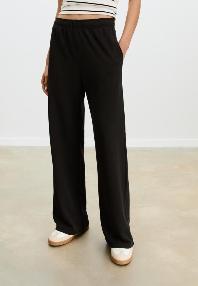 Joggingbyxor med Wide Leg Joggingbyxor med Wide Leg