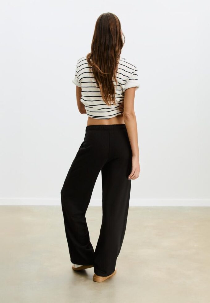 Joggingbyxor med Wide Leg Joggingbyxor med Wide Leg