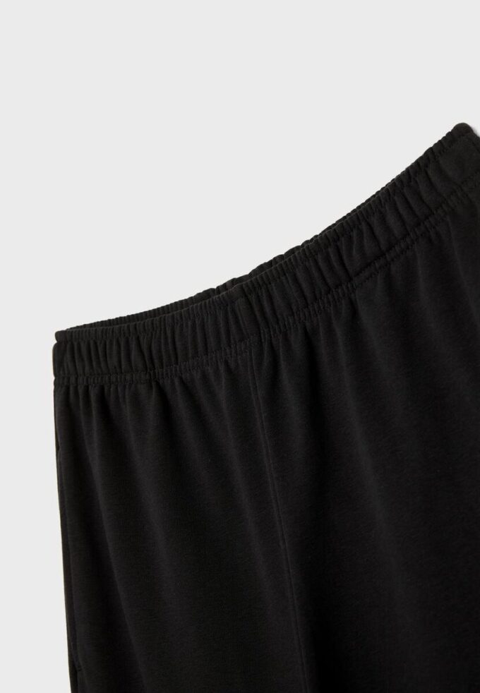 Joggingbyxor med Wide Leg Joggingbyxor med Wide Leg
