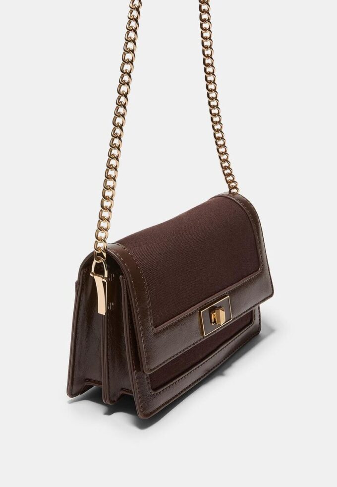 Kontrastfärgad crossbody-väska i canvas