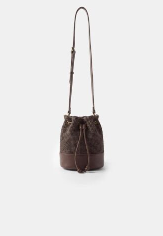 Kontrastfärgad virkad crossbody-väska