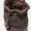 Kontrastfärgad virkad crossbody-väska