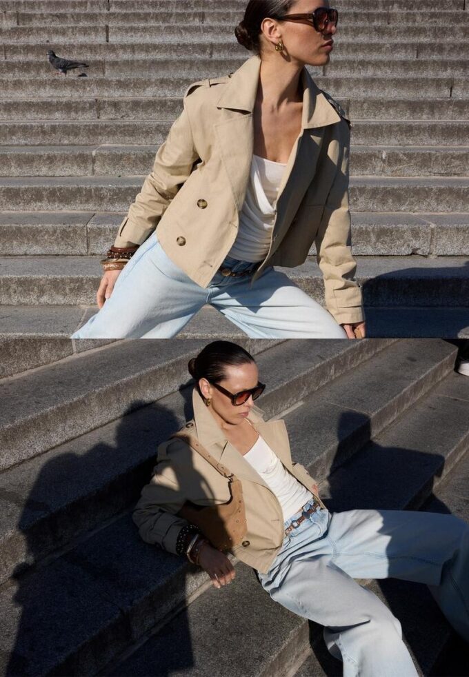 Kort dubbelknäppt trenchcoat