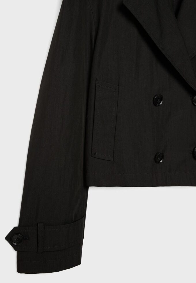 Kort dubbelknäppt trenchcoat Kort dubbelknäppt trenchcoat